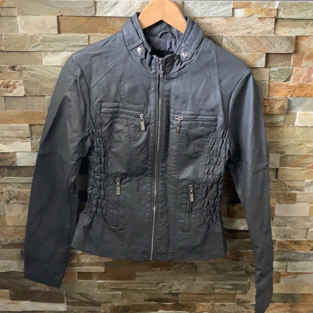 Guess Jacket NWT